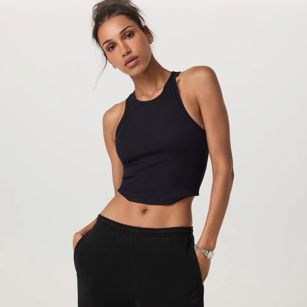 Vuori Pose Plyo Tank